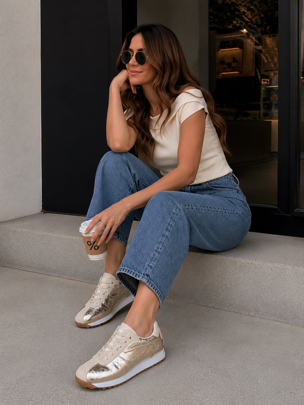 Romina oro  image 1