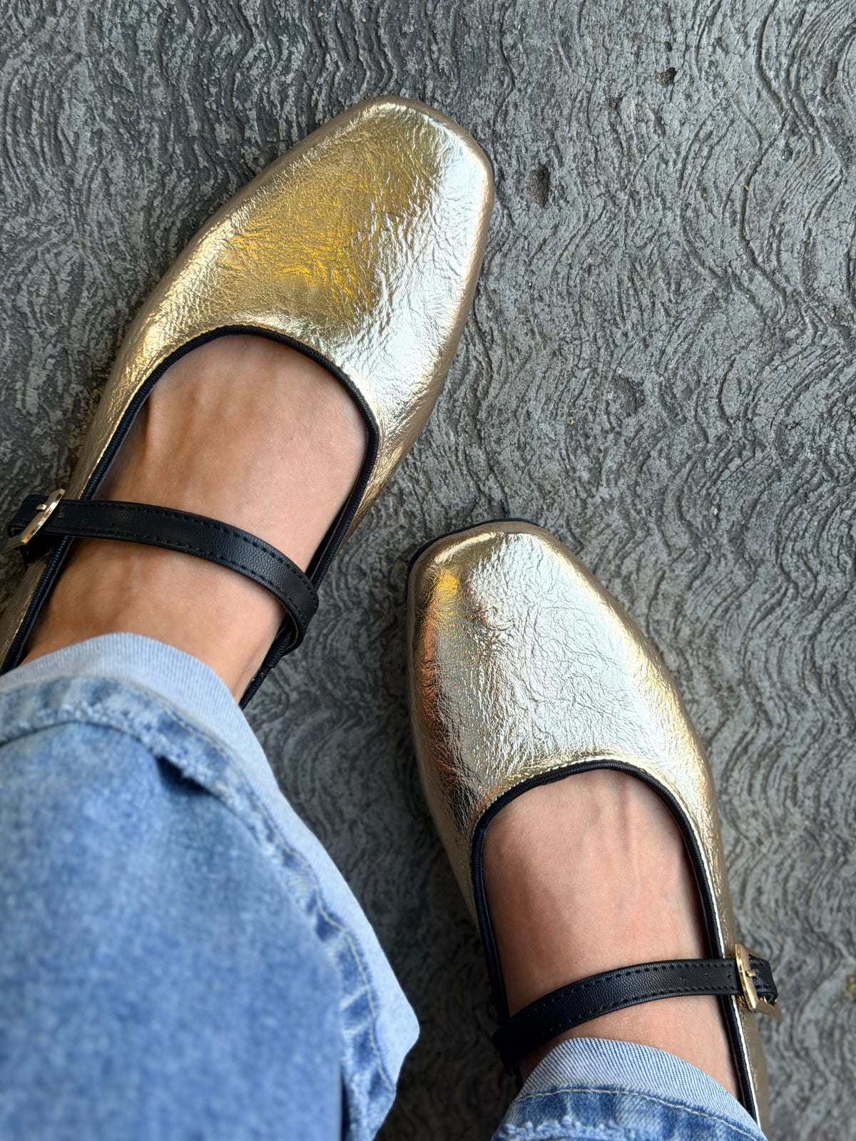 Cloe oro  image 2