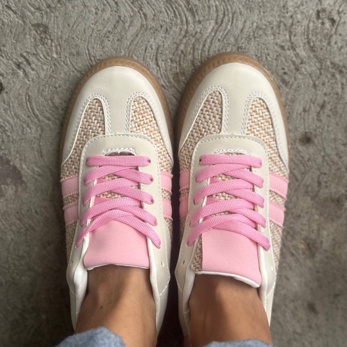 Samvipa yute rosa  image 1