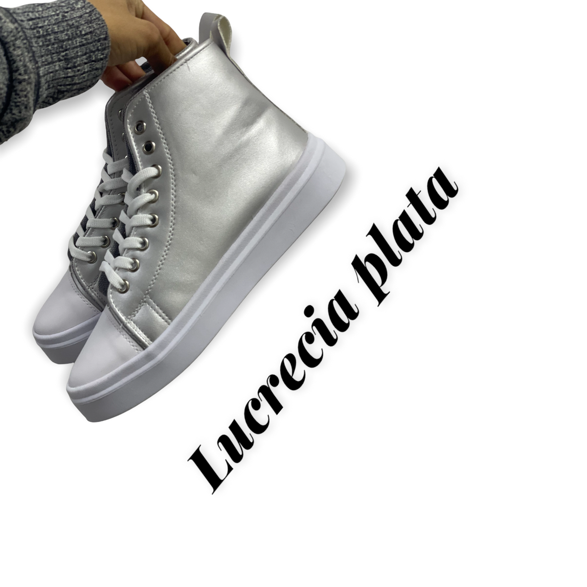 LUCRECIA PLATA image 0