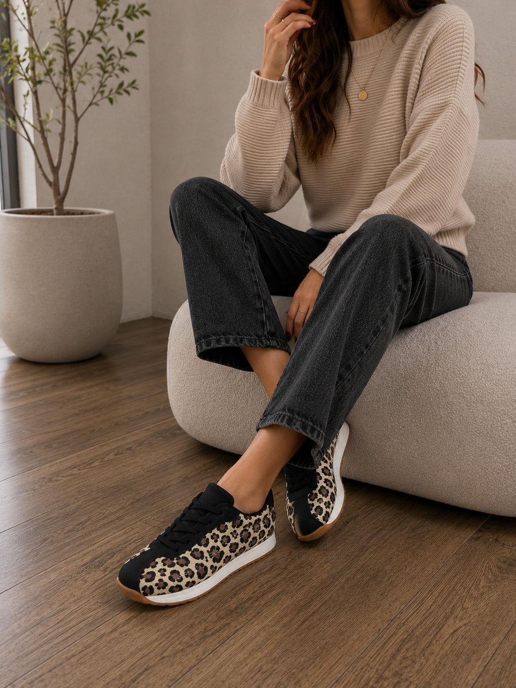 Romina leopardo negro  image 1