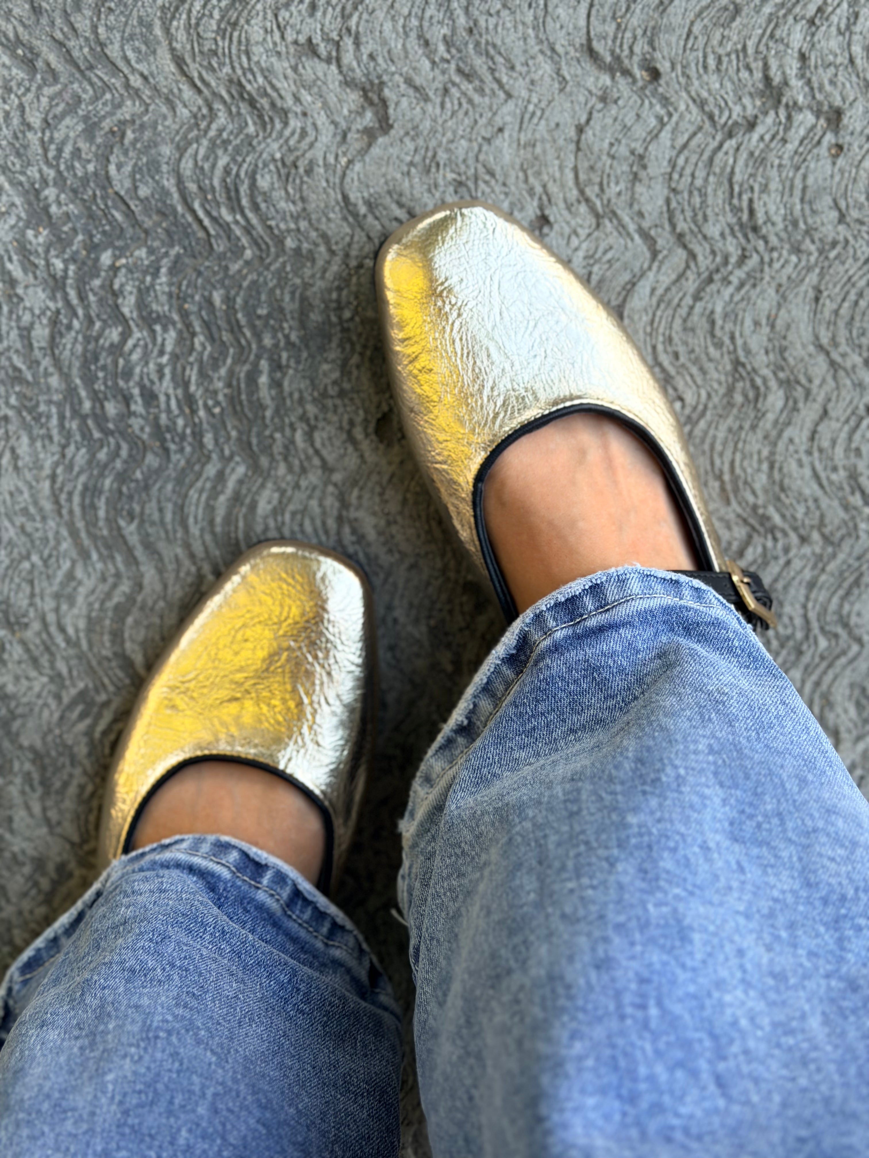 Cloe oro  image 0
