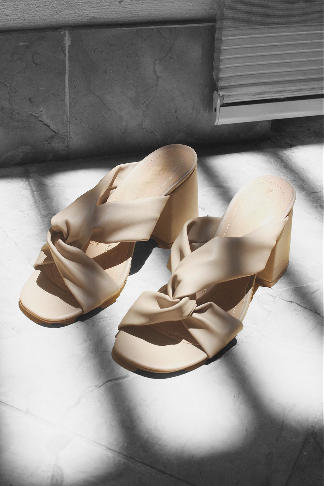 ISELA BEIGE  image 0