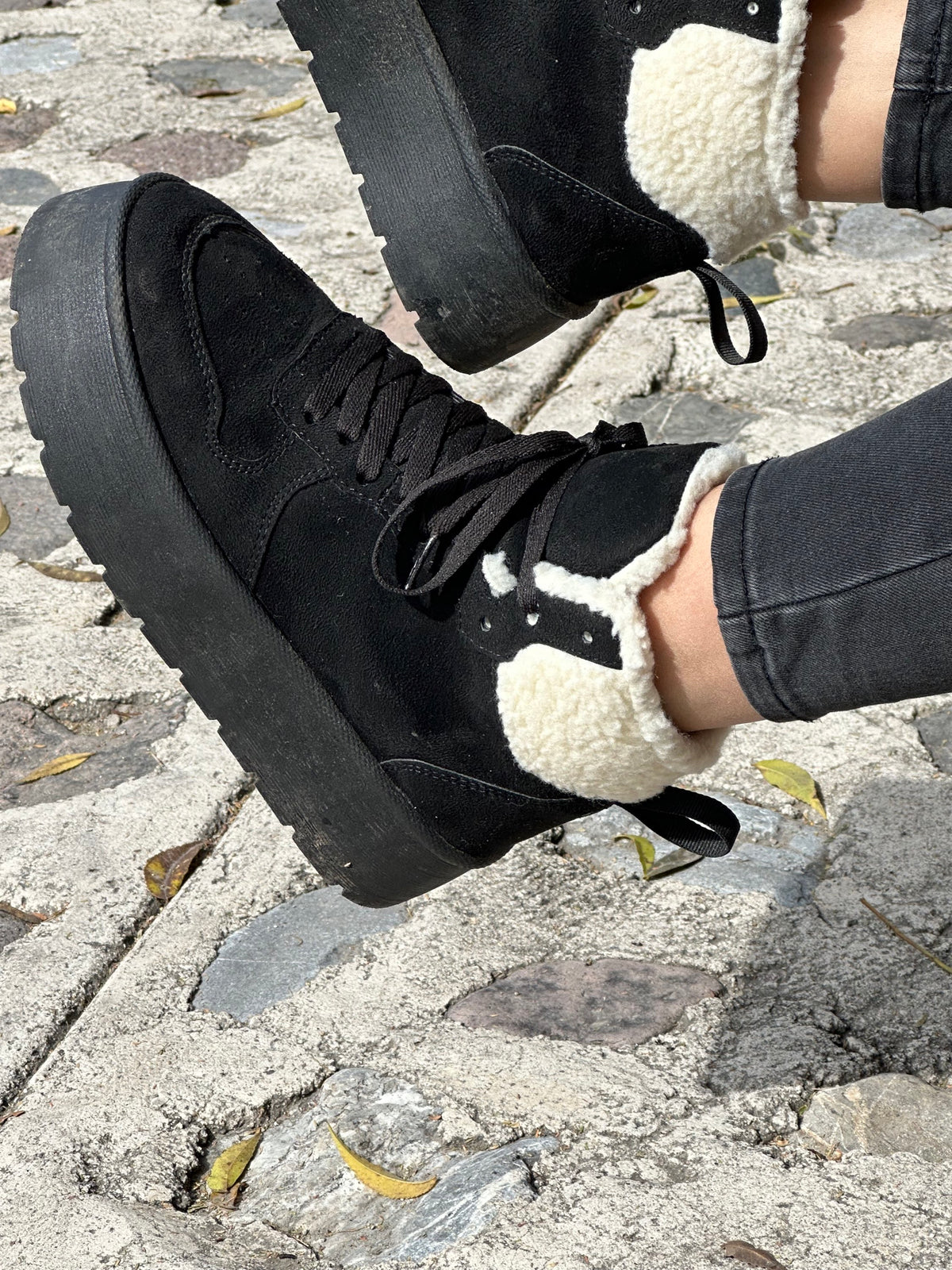 LELE NEGRO image 2