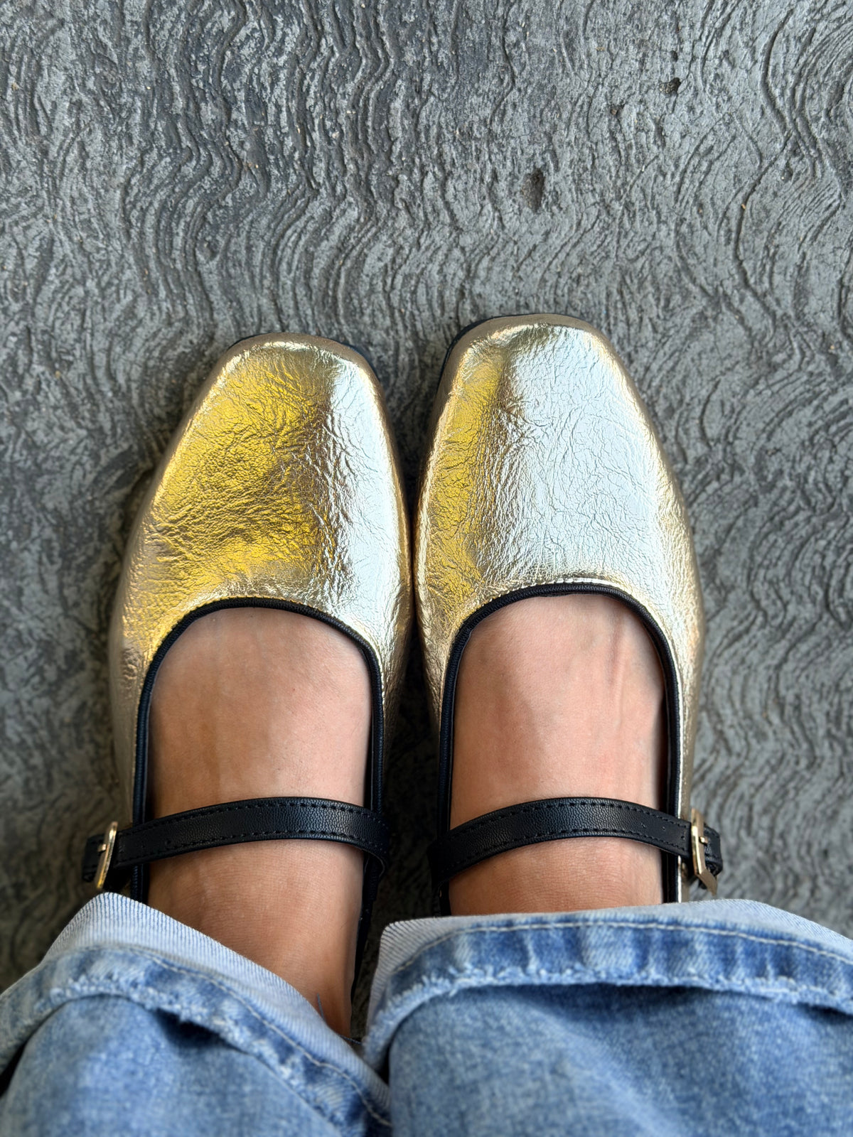 Cloe oro  image 1