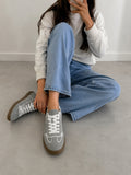 Jeanne gris image 0